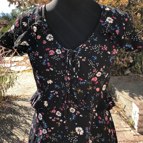 XHILARATION FLORAL DRESS SIZE S - Picture 3 of 7
